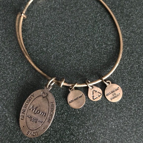 Alex and Ani Expandable Wire Bracelet Mom Charm - Picture 8 of 15